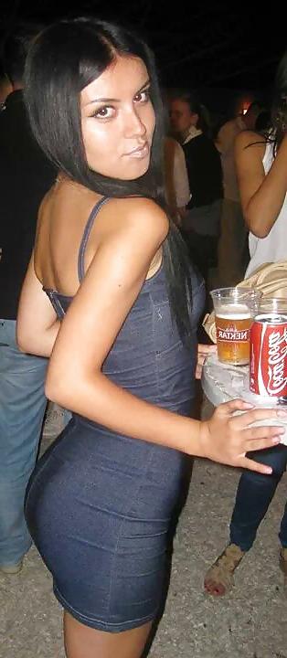 25P Serbian facebook tight ass