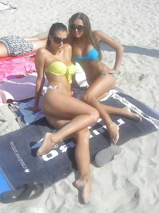 25P Serbian facebook tight ass
