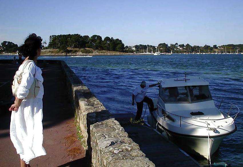 14P FRENCH NADINE gangbanged on a boat 2002