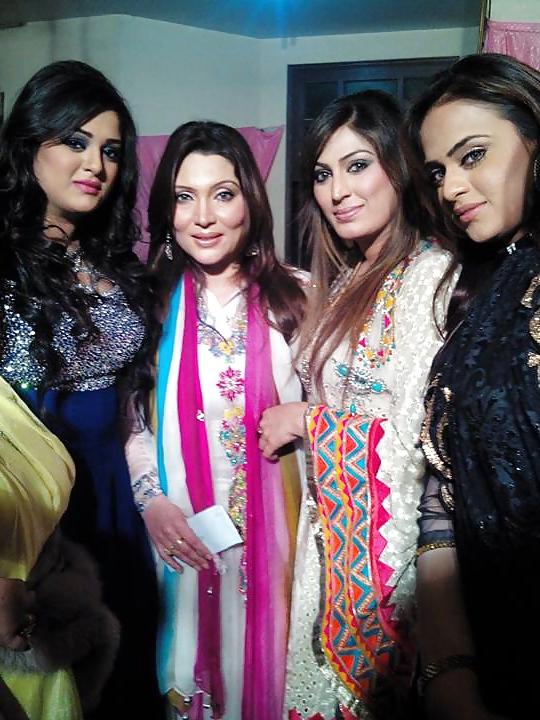 15P Pakistani ACtress for ur cum