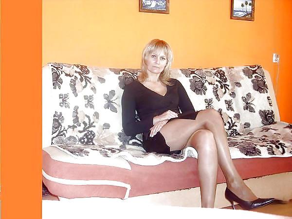 25P Mature pantyhose from Jimmy 5