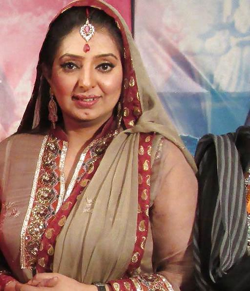 15P Pakistani stage milf rubi