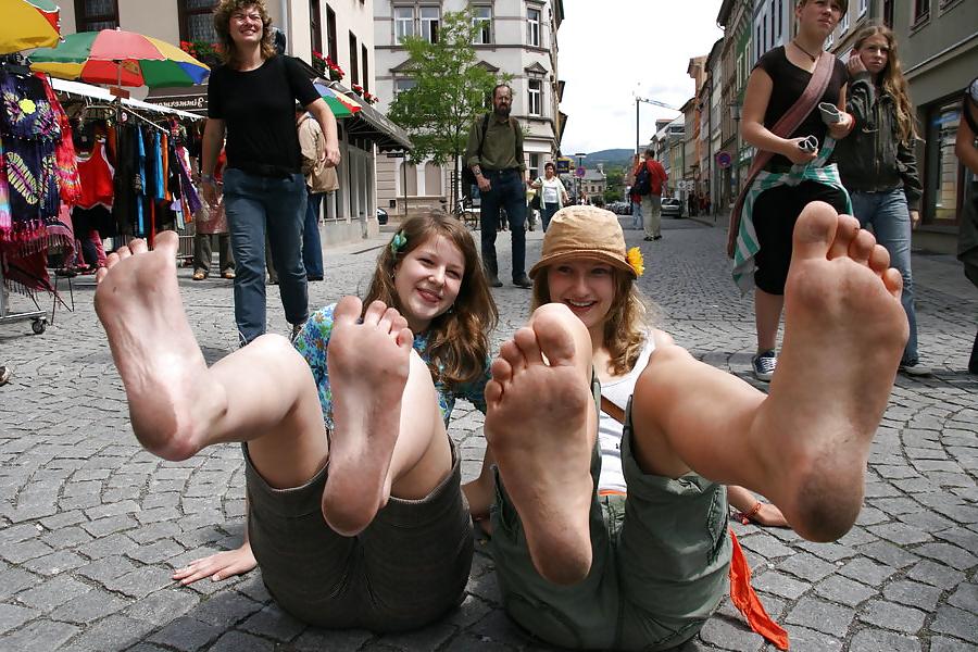 25P Dirty Feet & Stinky Socks