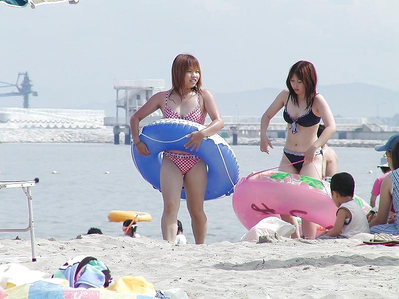 20P Japanese Girl Swimwear 01