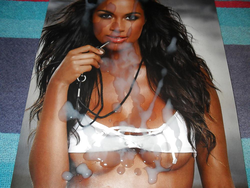 11P FHM Soccer Girl