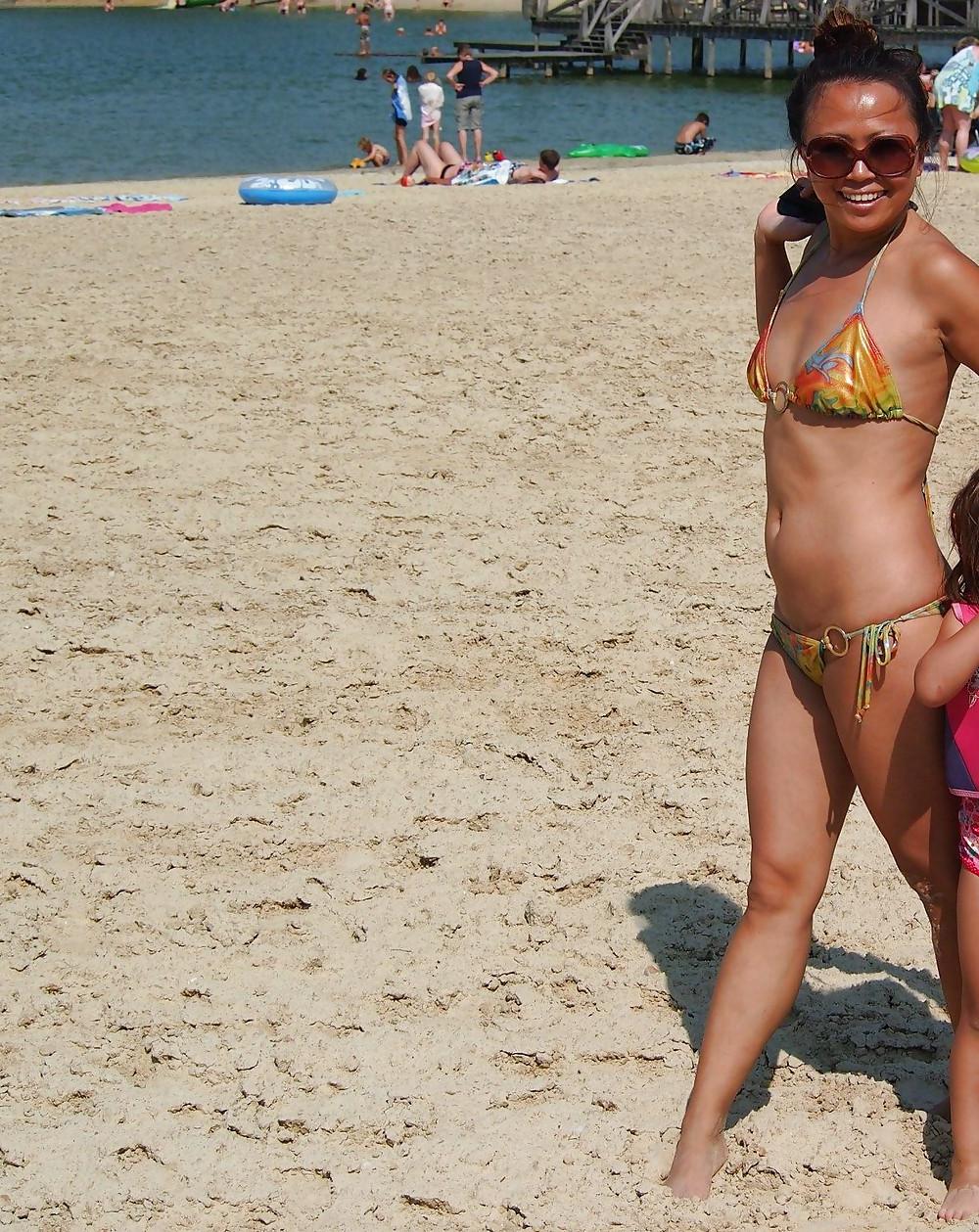 25P Sexy Asian mom from facebook. dirty comments please