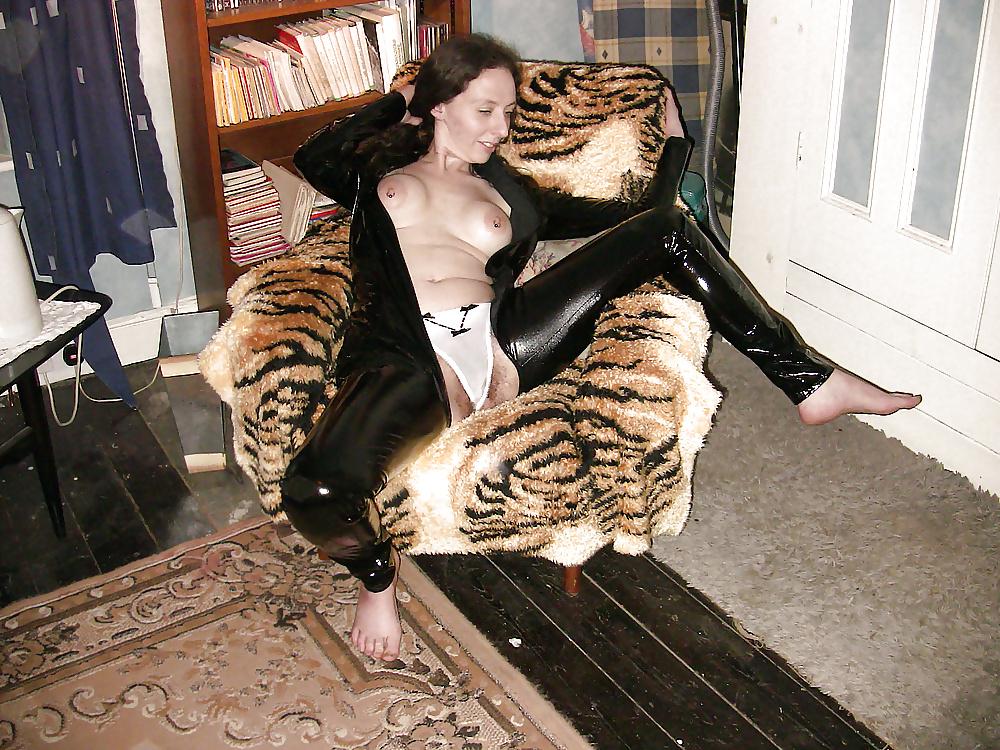 17P Tim1936 hairy cat suit girl