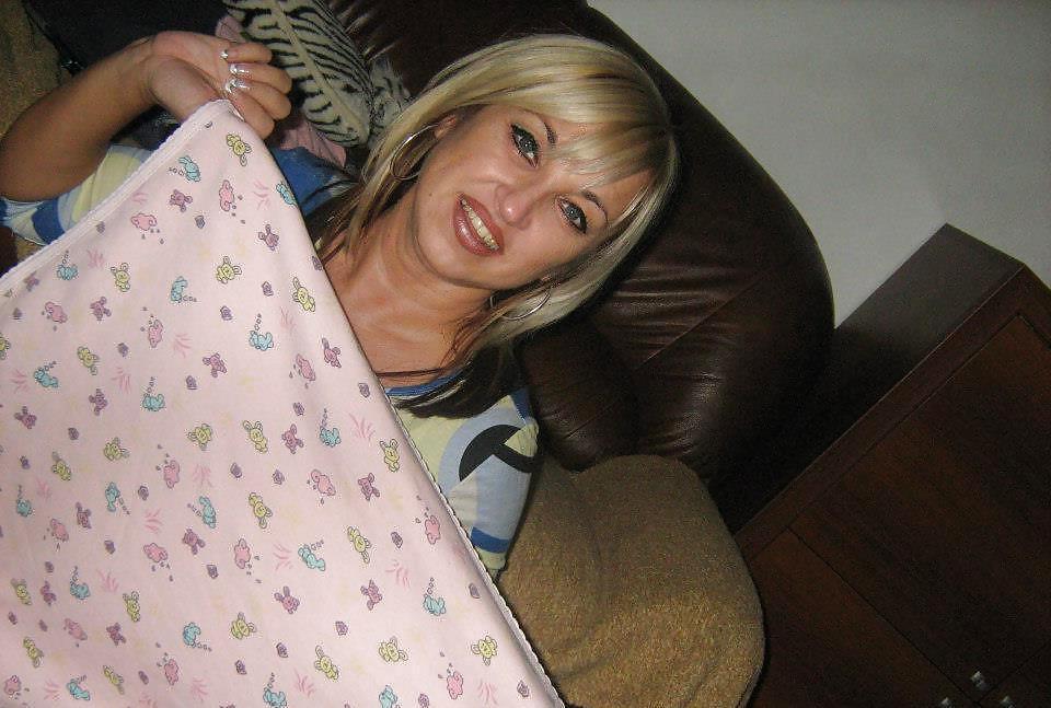 25P New Serbian Milf