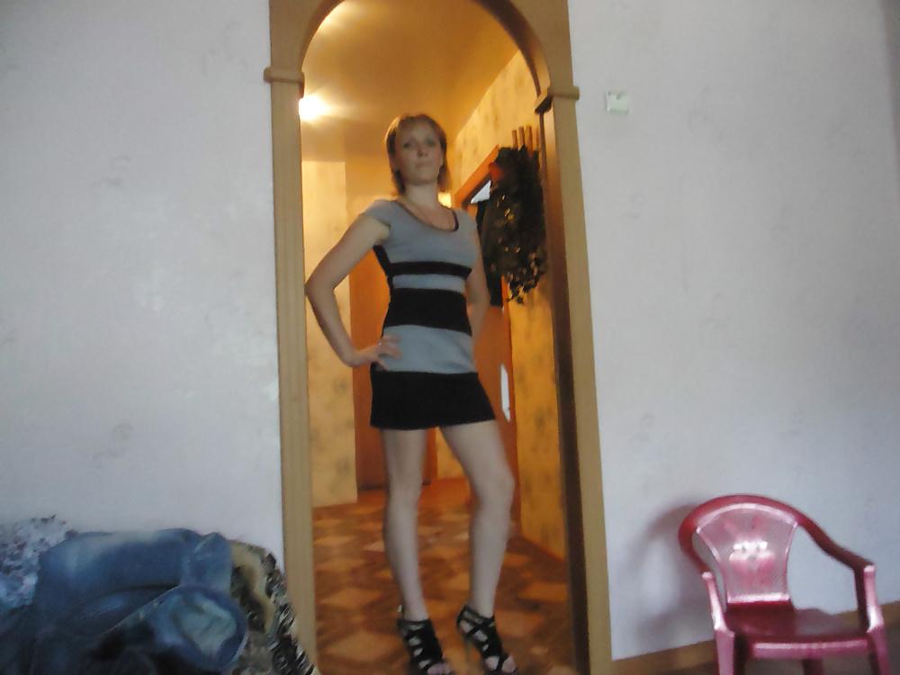 21P Dirty MILF wife Valentina