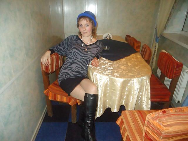 21P Dirty MILF wife Valentina