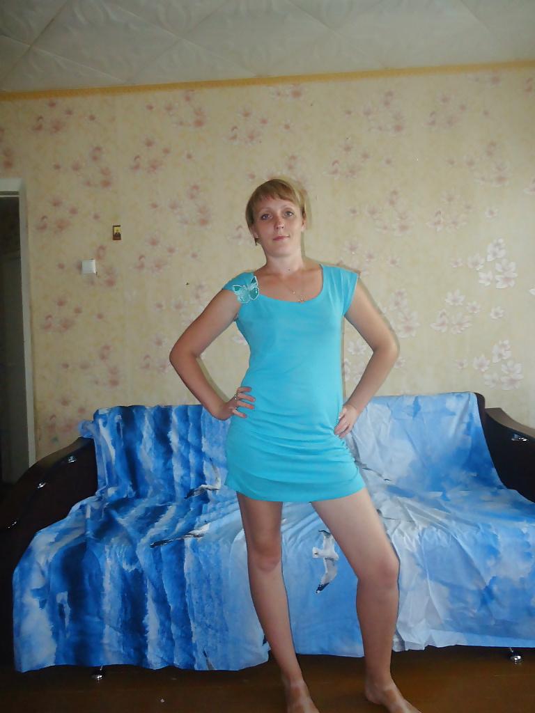 21P Dirty MILF wife Valentina