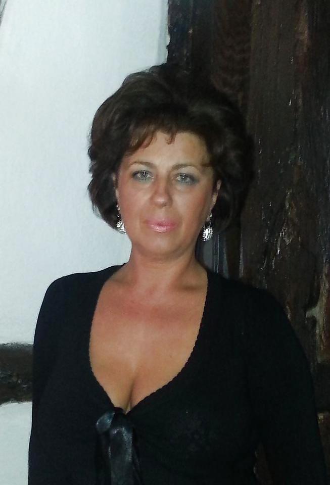 8P Hot Serbian Mature