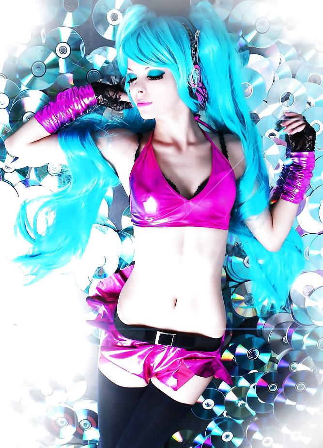 25P Sexy Cosplay Girls 2