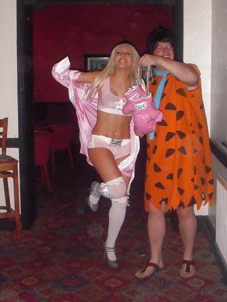 25P Slutz in fancy dress