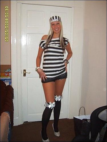 25P Slutz in fancy dress