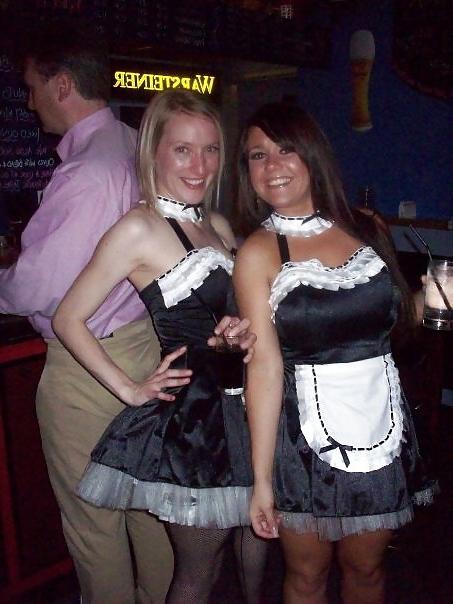 25P Slutz in fancy dress