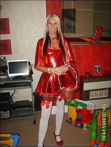 25P Slutz in fancy dress