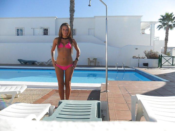 21P YOUNG TEENS FROM FACEBOOK - PLS COMMENT VERY DIRTY