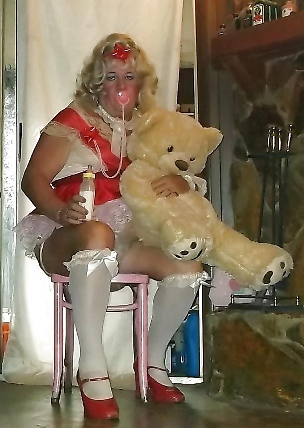 16P Sissy pansy in several of his adult baby girl dresses