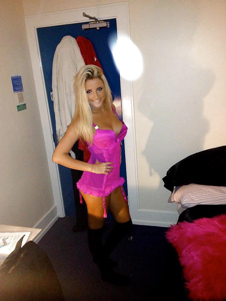 25P Hot Dirty young teens