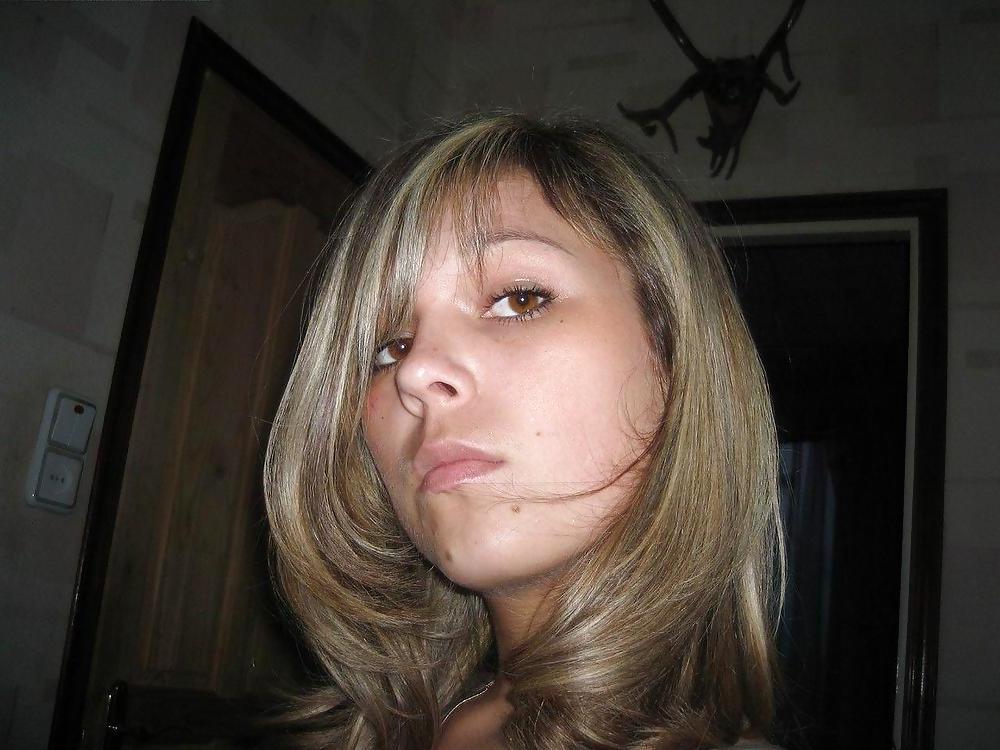 25P Sweet Girl shows her Naked Body - csm
