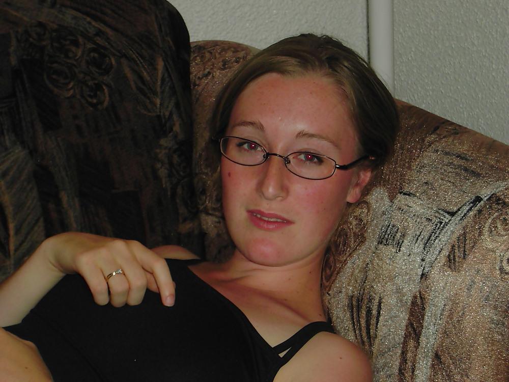 25P Amateur Has No Idea How Fuckable She Is