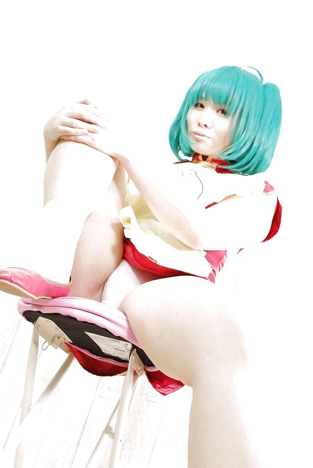 25P Japanese Cosplay Yum