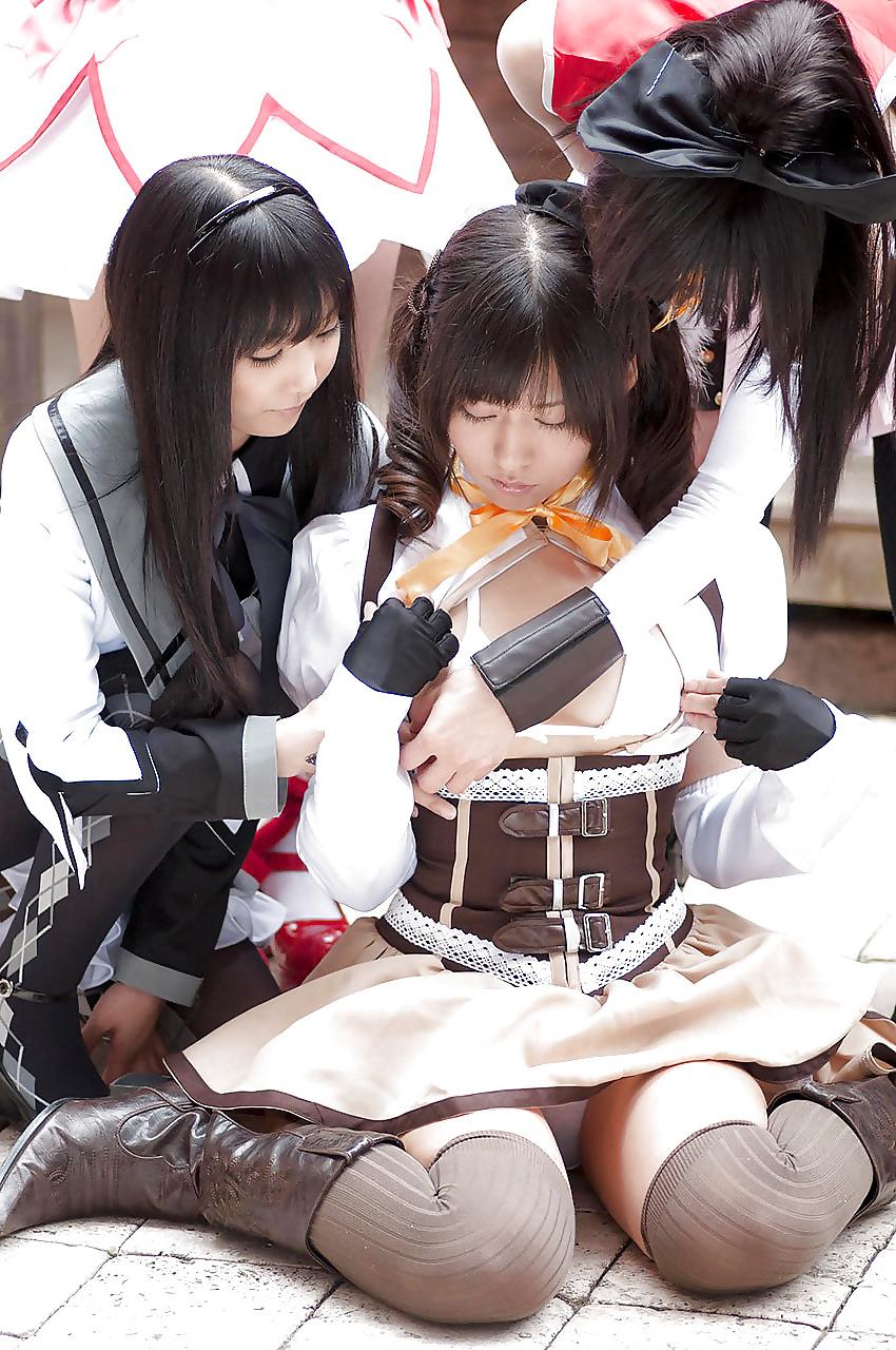 25P Japanese Cosplay Yum
