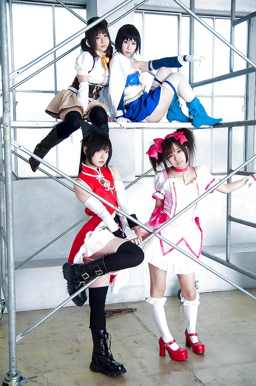 25P Japanese Cosplay Yum