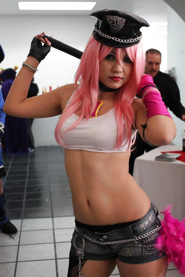 25P Big ass asian cosplay 