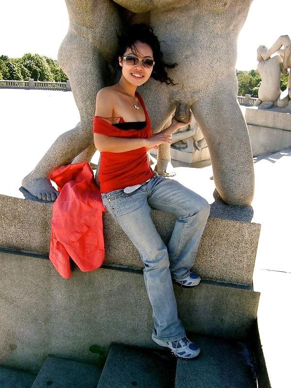 23P Funny (or stupy) sex pics