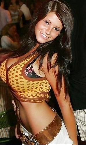 25P Hot Busty Amateurs Photo Gallery
