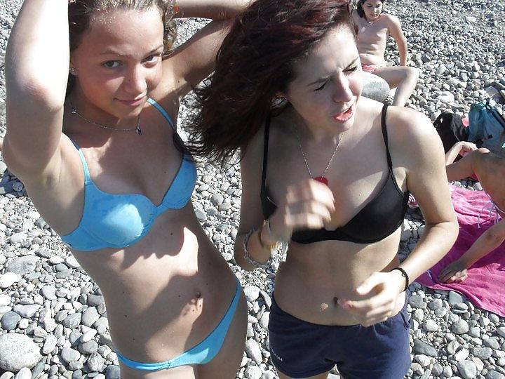 21P Dirty teen sluts with hot bodys - comment dirty !!