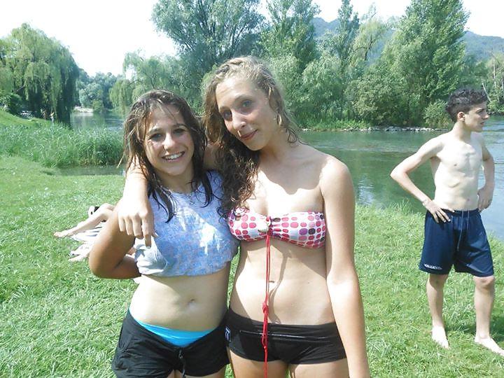 21P Dirty teen sluts with hot bodys - comment dirty !!