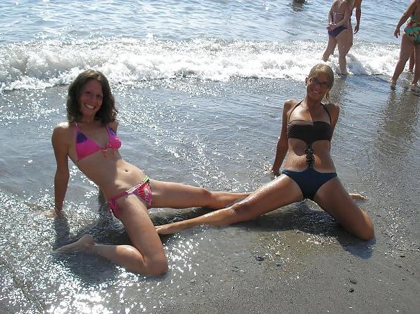 21P Dirty teen sluts with hot bodys - comment dirty !!
