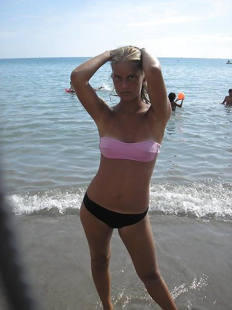 21P Dirty teen sluts with hot bodys - comment dirty !!