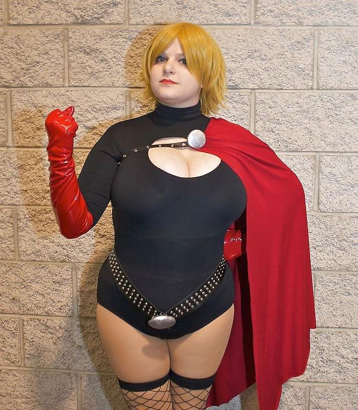 25P Curvy Cosplay Girls 3