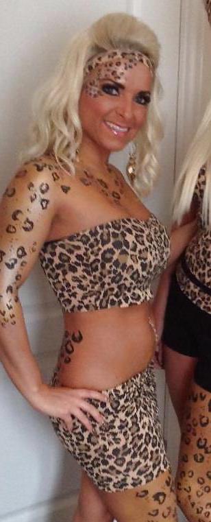 25P Slutz in fancy dress 8