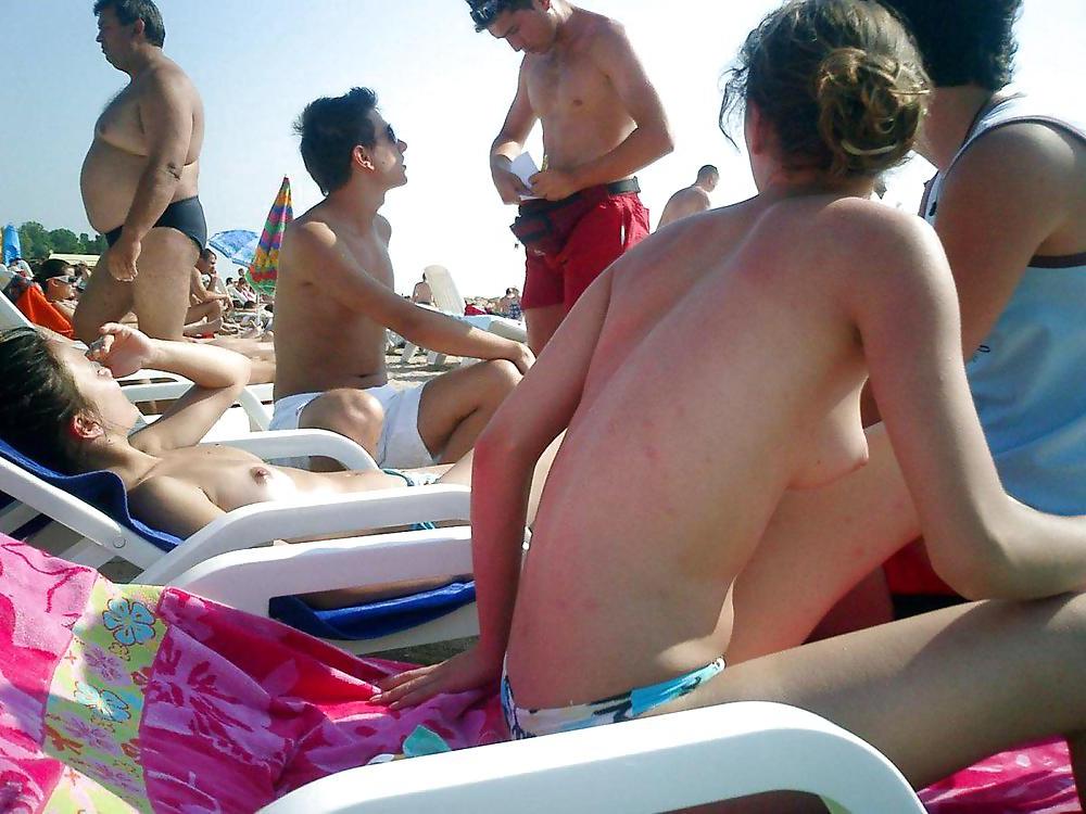 25P Amatrice a la plage voyeur