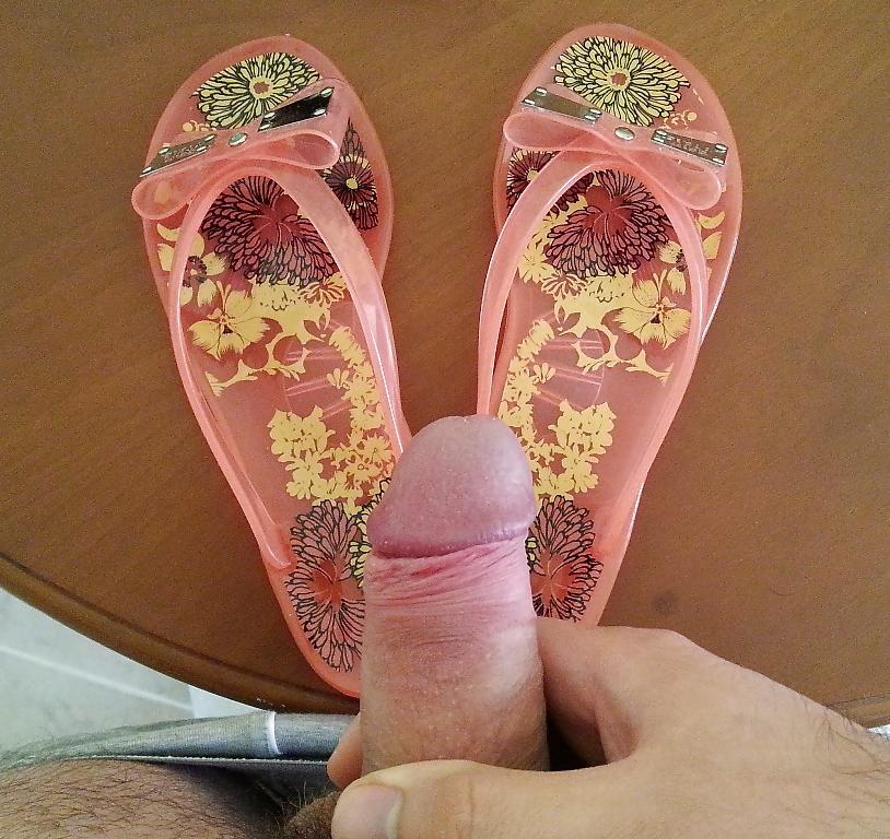 4P What pair of sandals I have to fuck and cum?