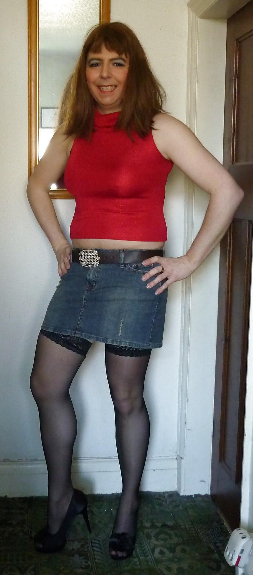 9P More tranny dress up pics