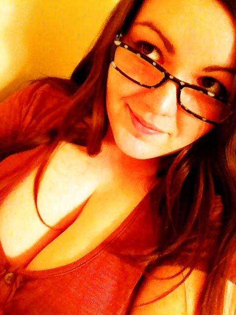 25P Hot Busty Amateurs Photo Gallery #2