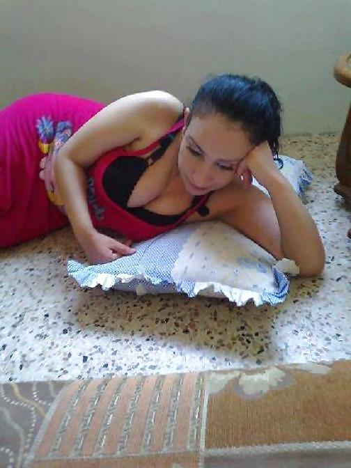 25P Arab beauty