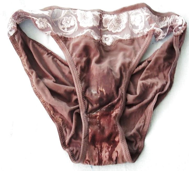 16P Panties, clean and dirty 1