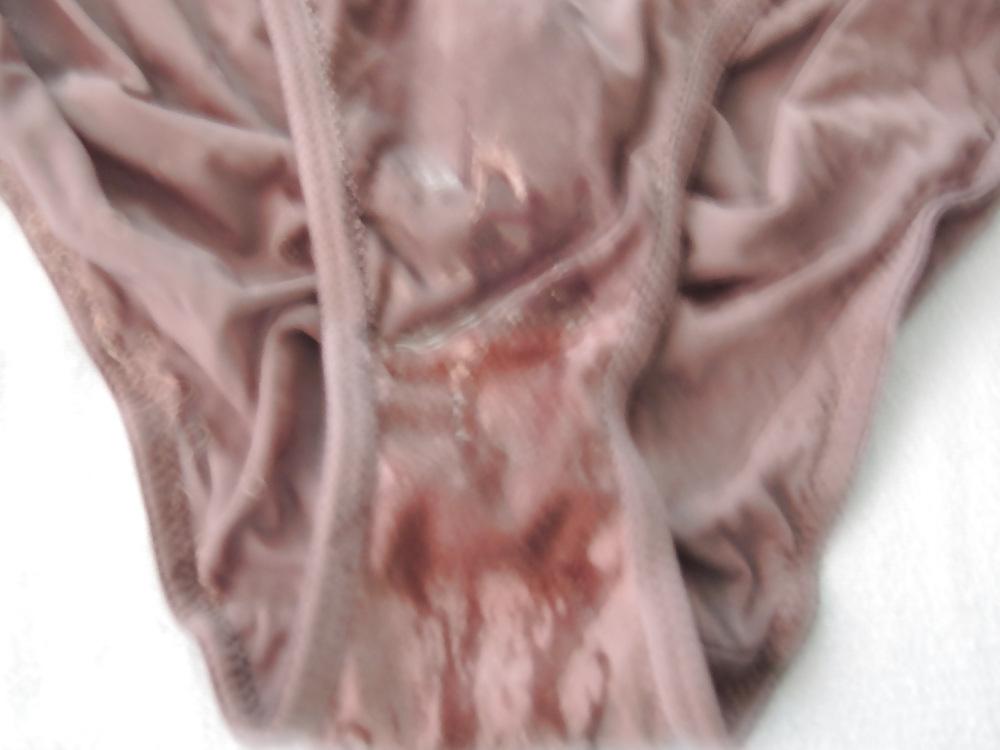 16P Panties, clean and dirty 1