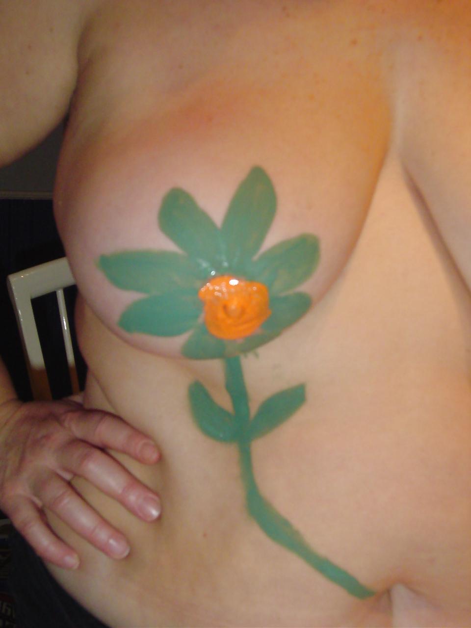 8P Body painting
