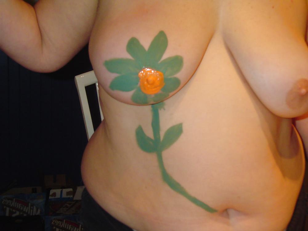 8P Body painting