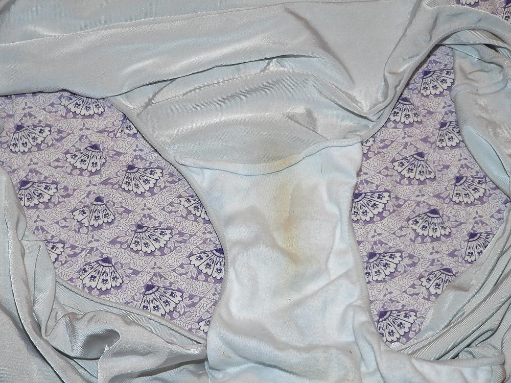 12P Beaver, pussy, panties to cum on