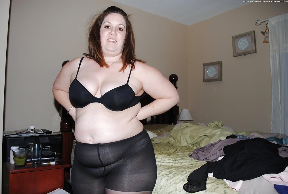 10P Mature and grannys in pantyhose
