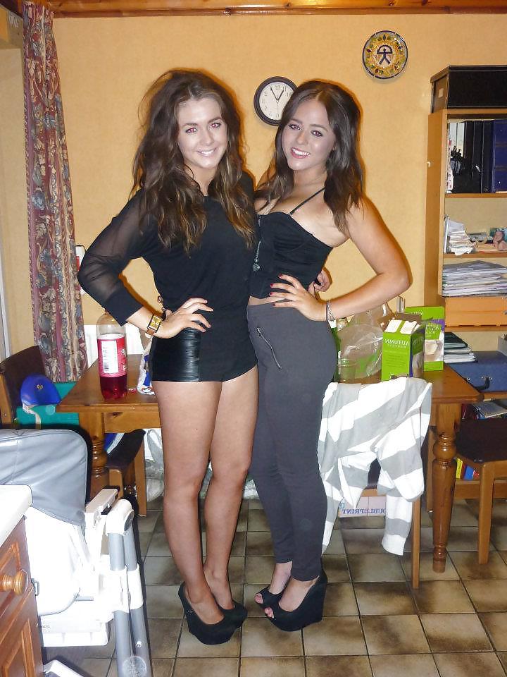 25P Sluts in little hotpants! 4